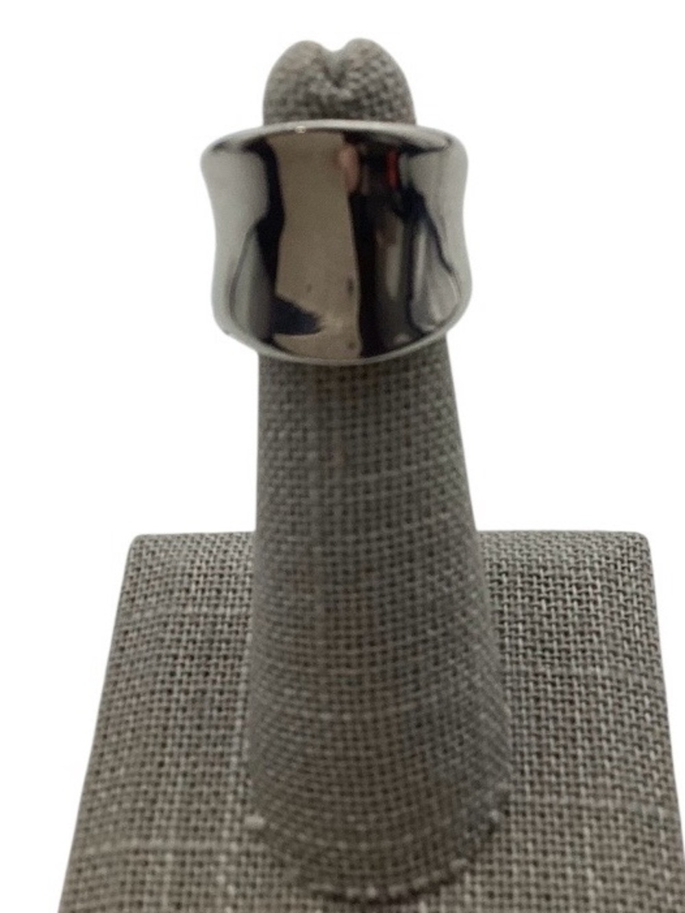 Stainless Steel Cigar Band Ring (NWT) (Size: 5 1/2) - Picture 7 of 11